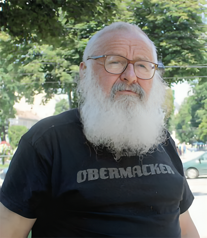 Роман Кісь